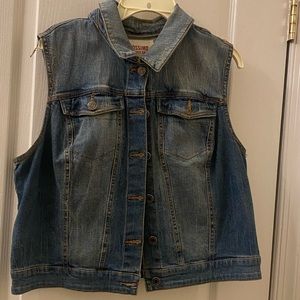 Target mossimo distressed denim vest size XXL